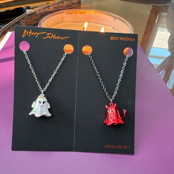 Betsey Johnson Best Friend Necklace Set - Picture 1 of 3